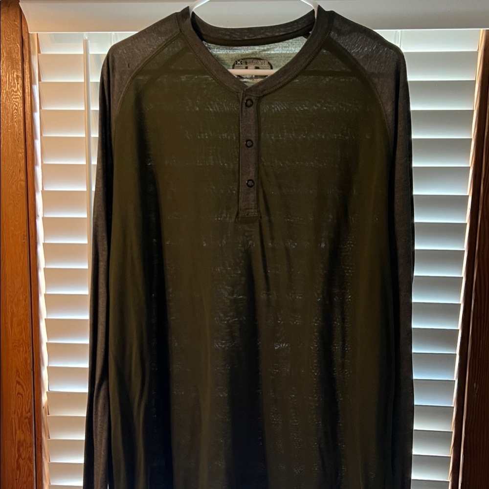 Men's Green Under Armour Long Sleeve Henley Shirt